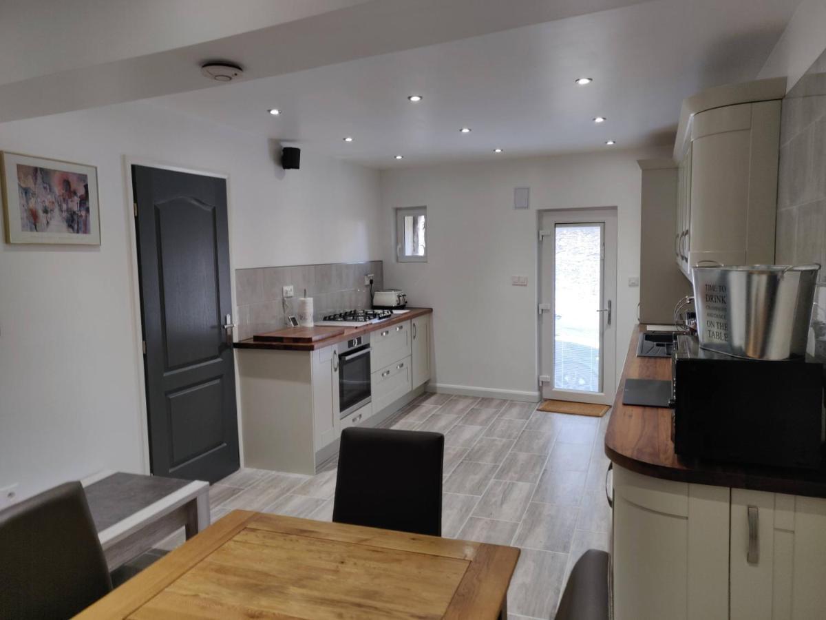 Dobbies Adults Only Boutique Apartment Saint-Marcel-sur-Aude Extérieur photo